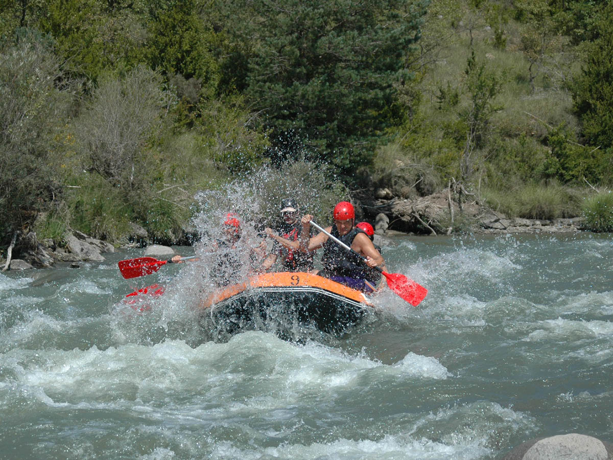 Rafting en el rio Esera Guias de Torla